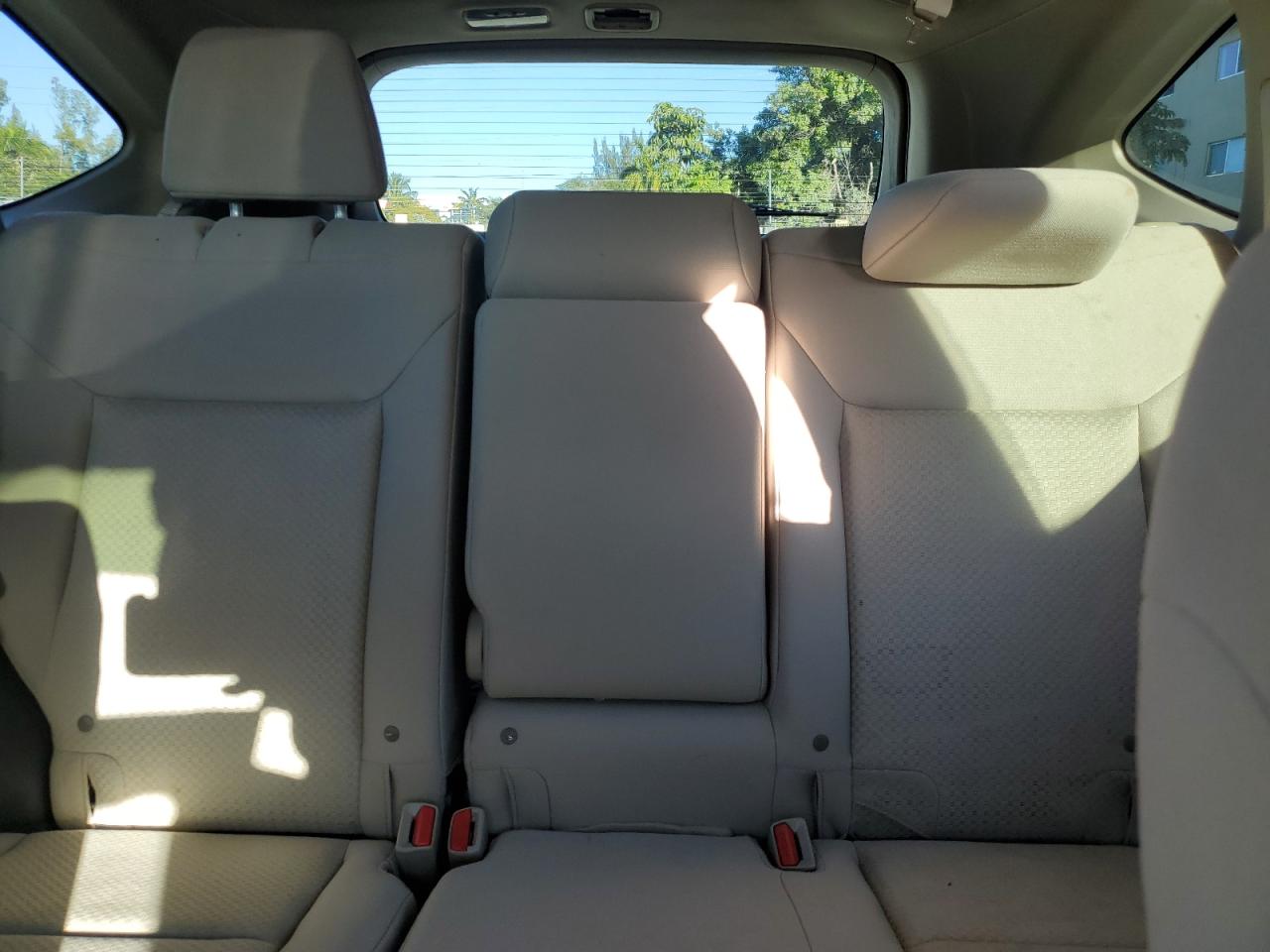 2015 Honda CR-V - Image 10