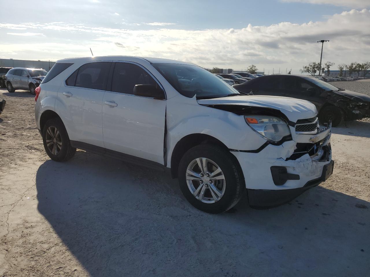 2014 Chevrolet Equinox - Image 4