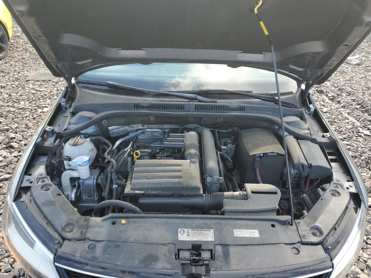 2016 Volkswagen Jetta - Image 11