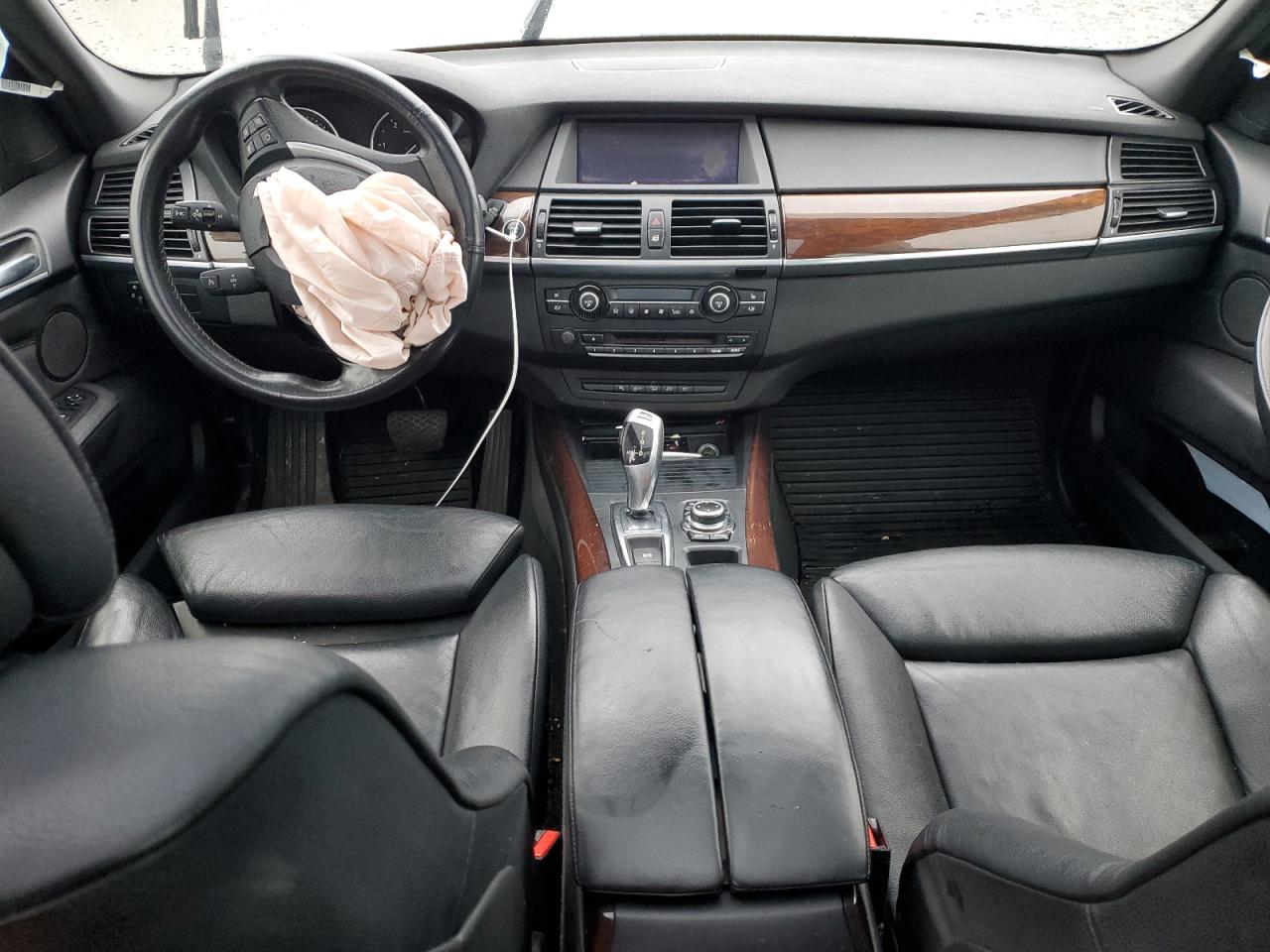 2011 BMW X5 - Image 8