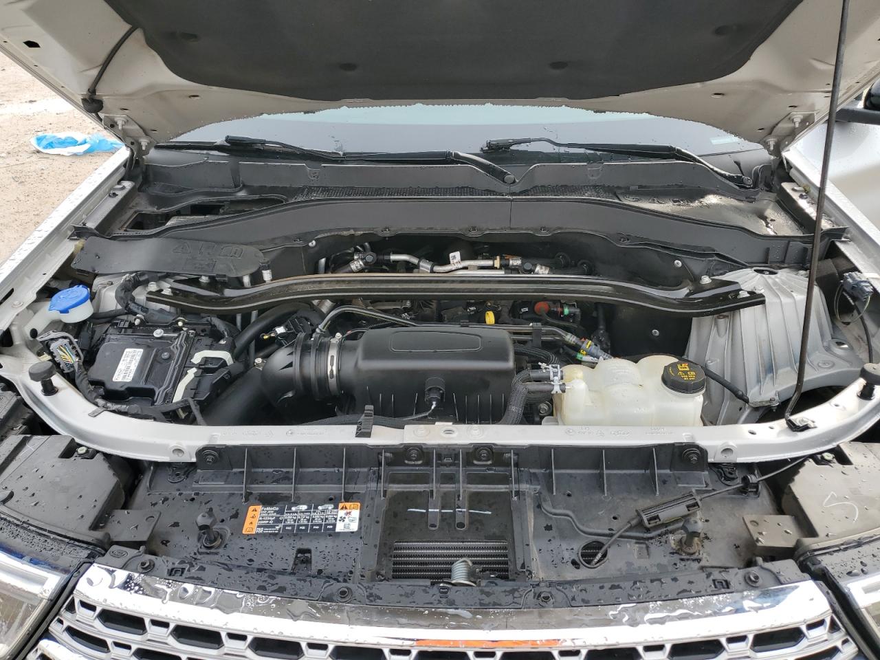2022 Ford Explorer - Image 12