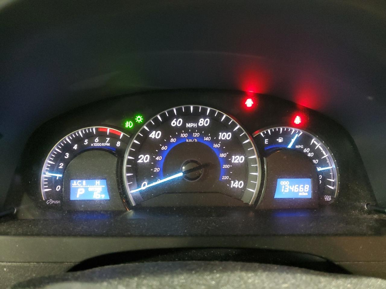 2012 Toyota Camry - Image 9