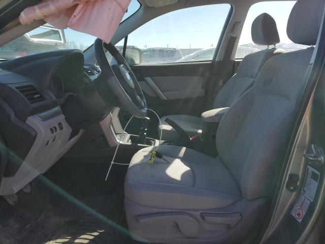  SUBARU FORESTER 2015 Зеленый