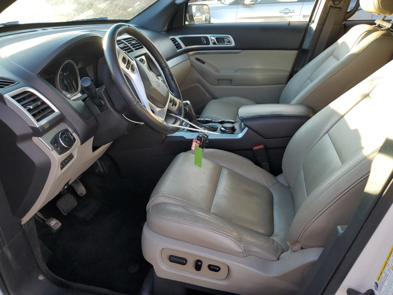 2015 Ford Explorer - Image 7