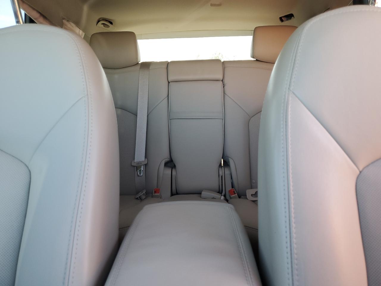 2014 Cadillac SRX - Image 10