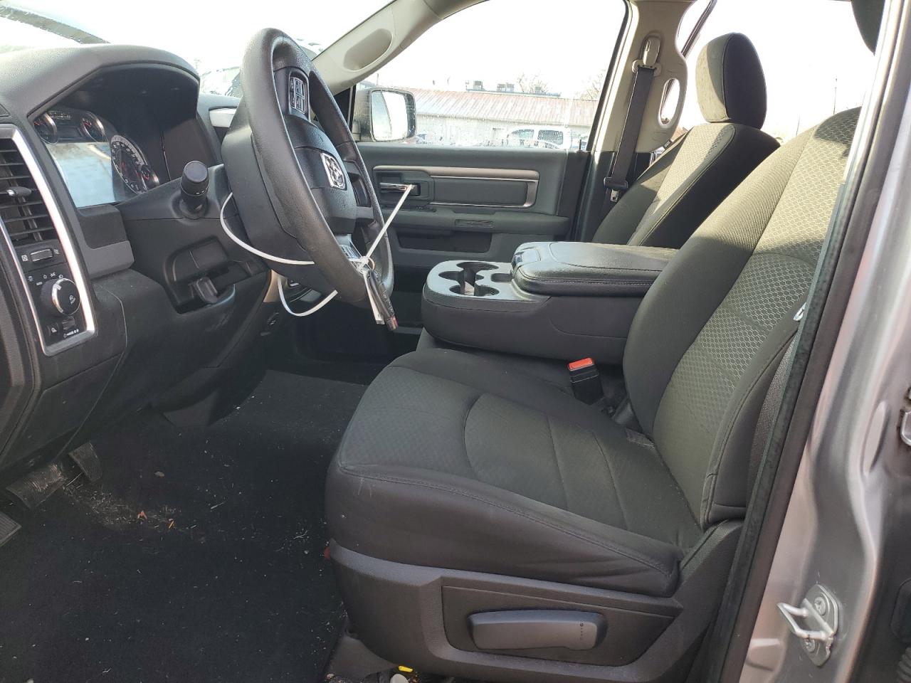 2020 RAM 1500 - Image 7