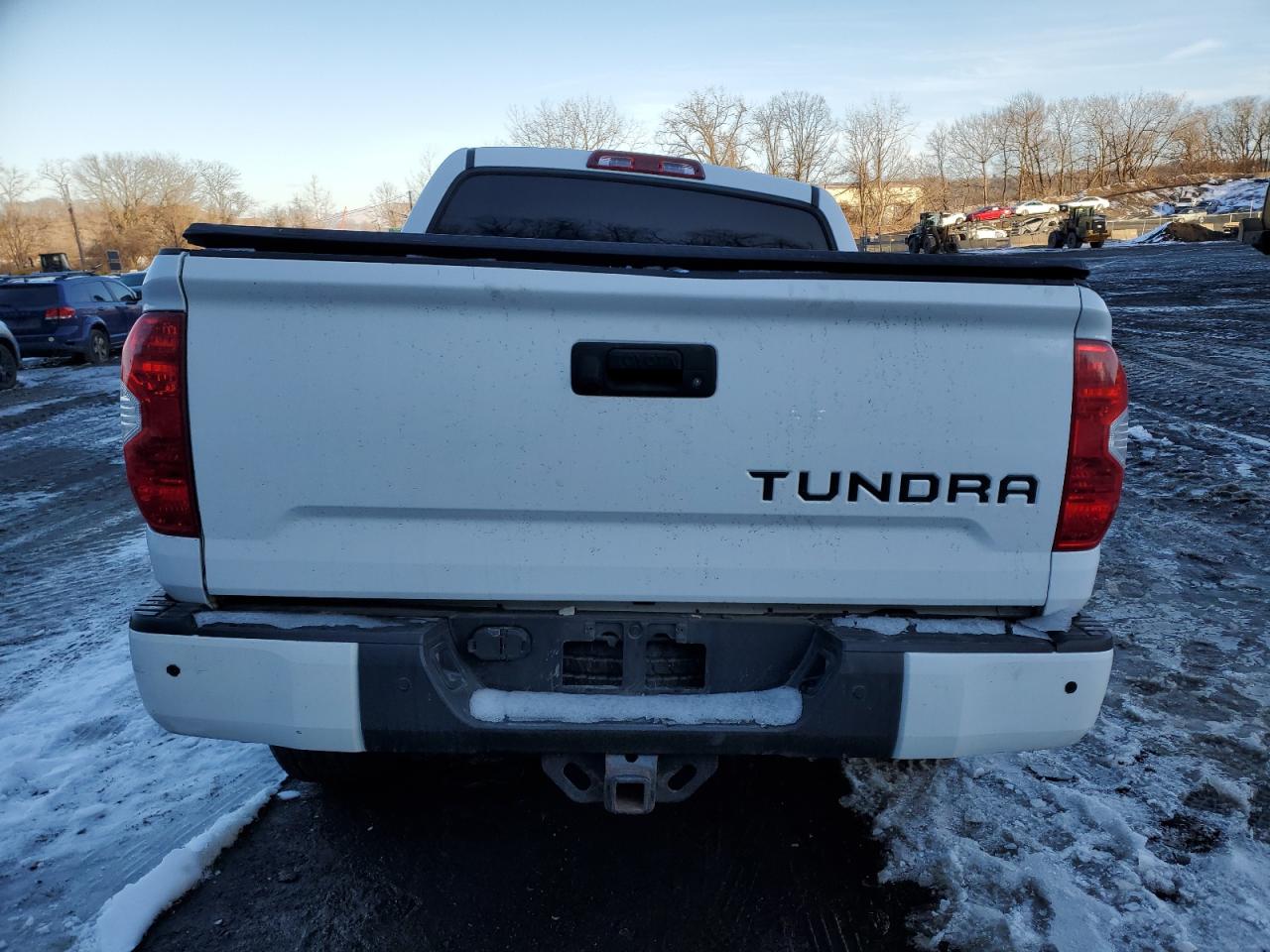 2019 Toyota Tundra - Image 6