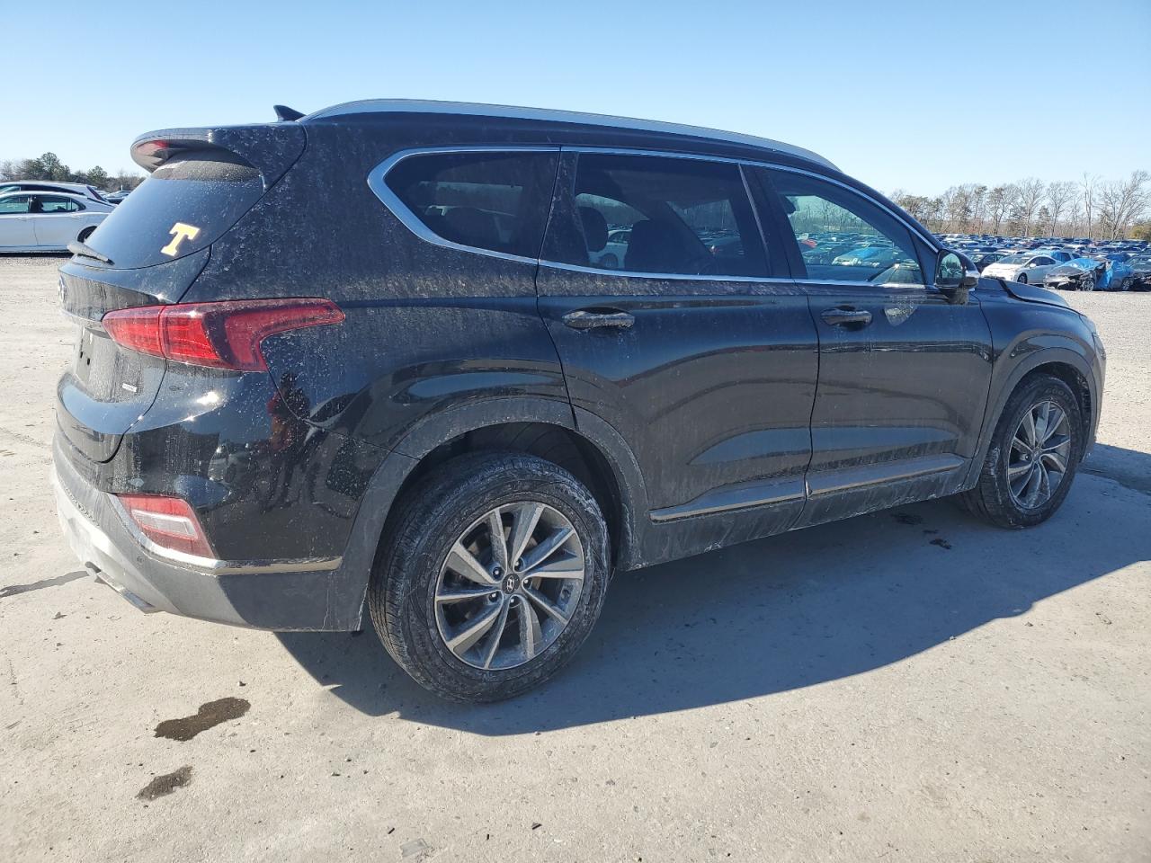 2019 Hyundai Santa Fe - Image 3