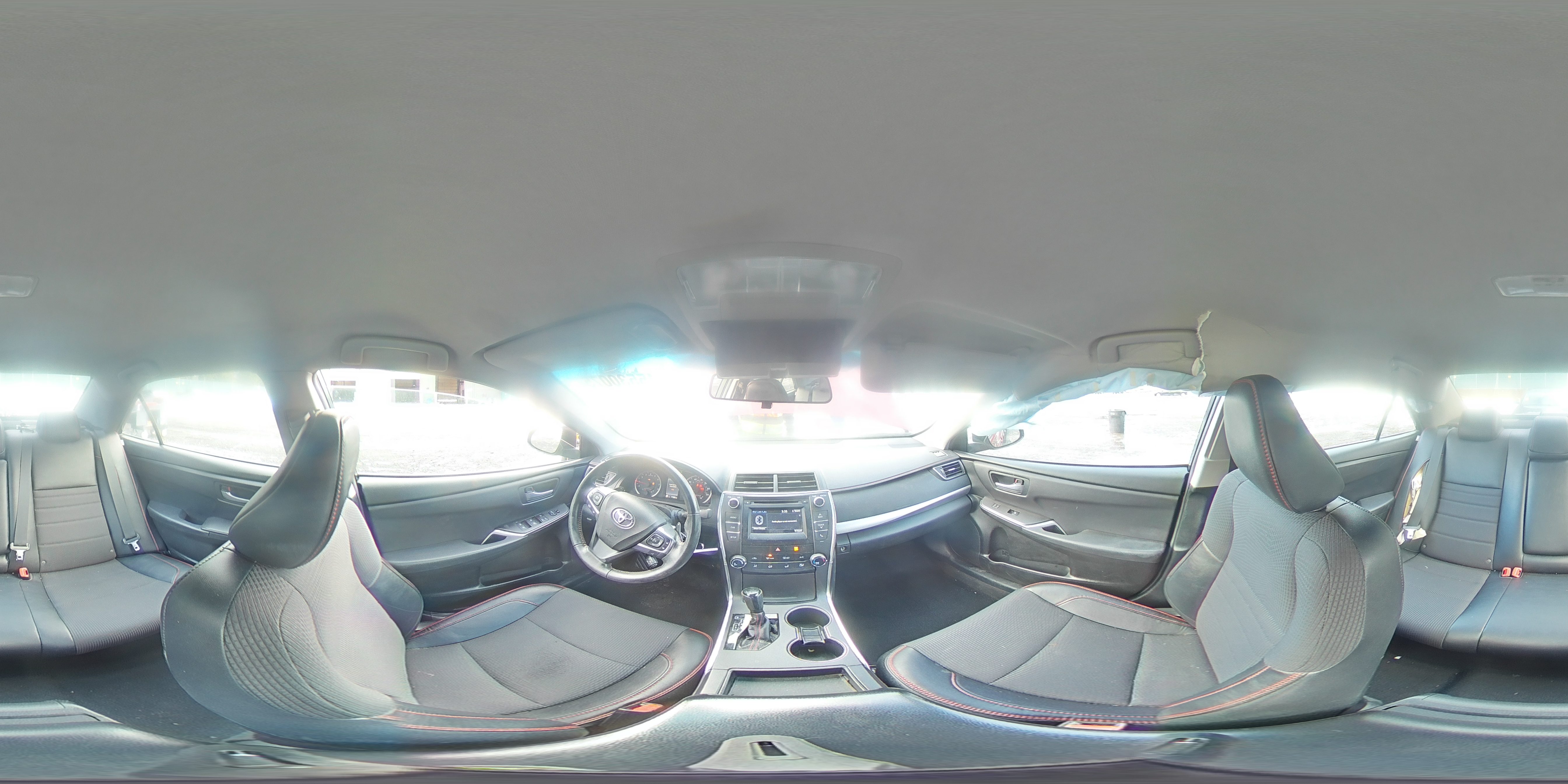 2016 Toyota Camry - Image 13