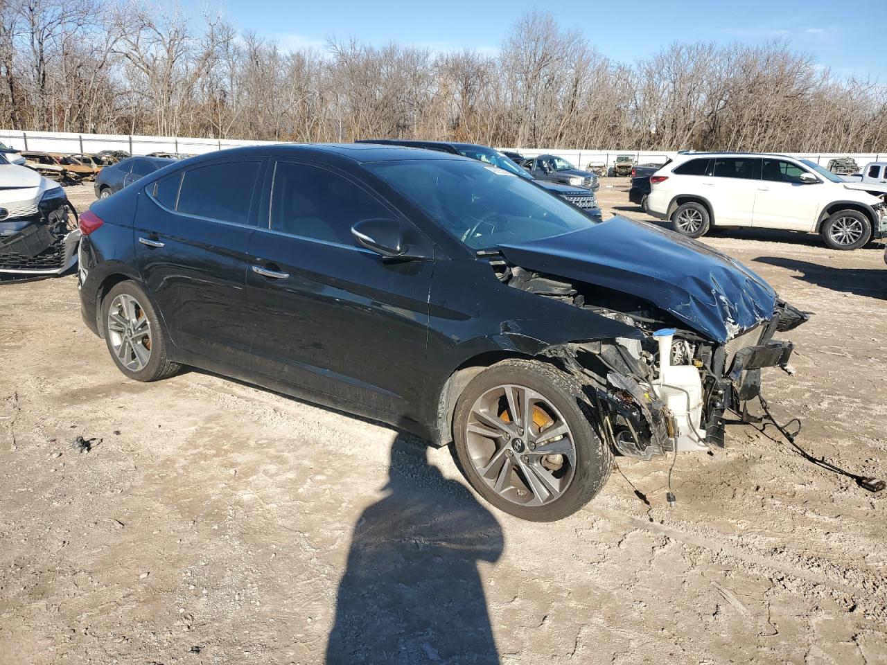 2017 Hyundai Elantra - Image 4