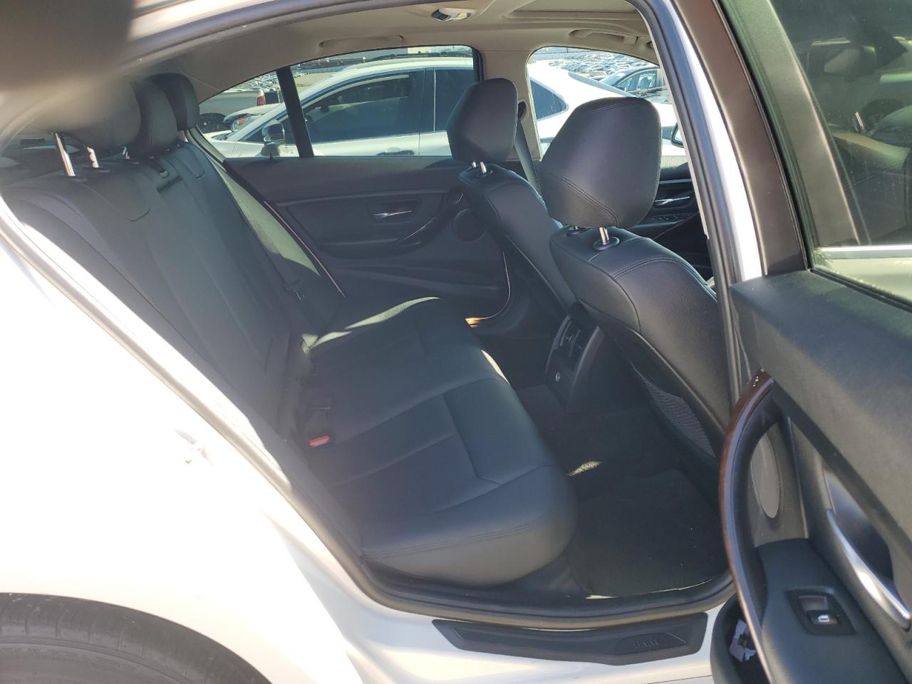 2015 BMW 3er - Image 10