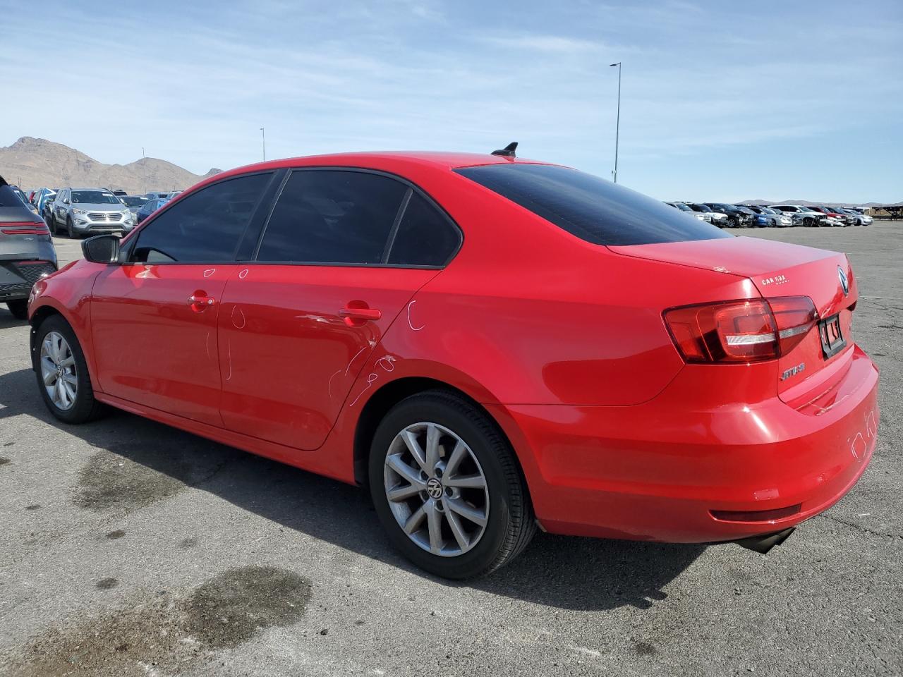 2015 Volkswagen Jetta - Image 2