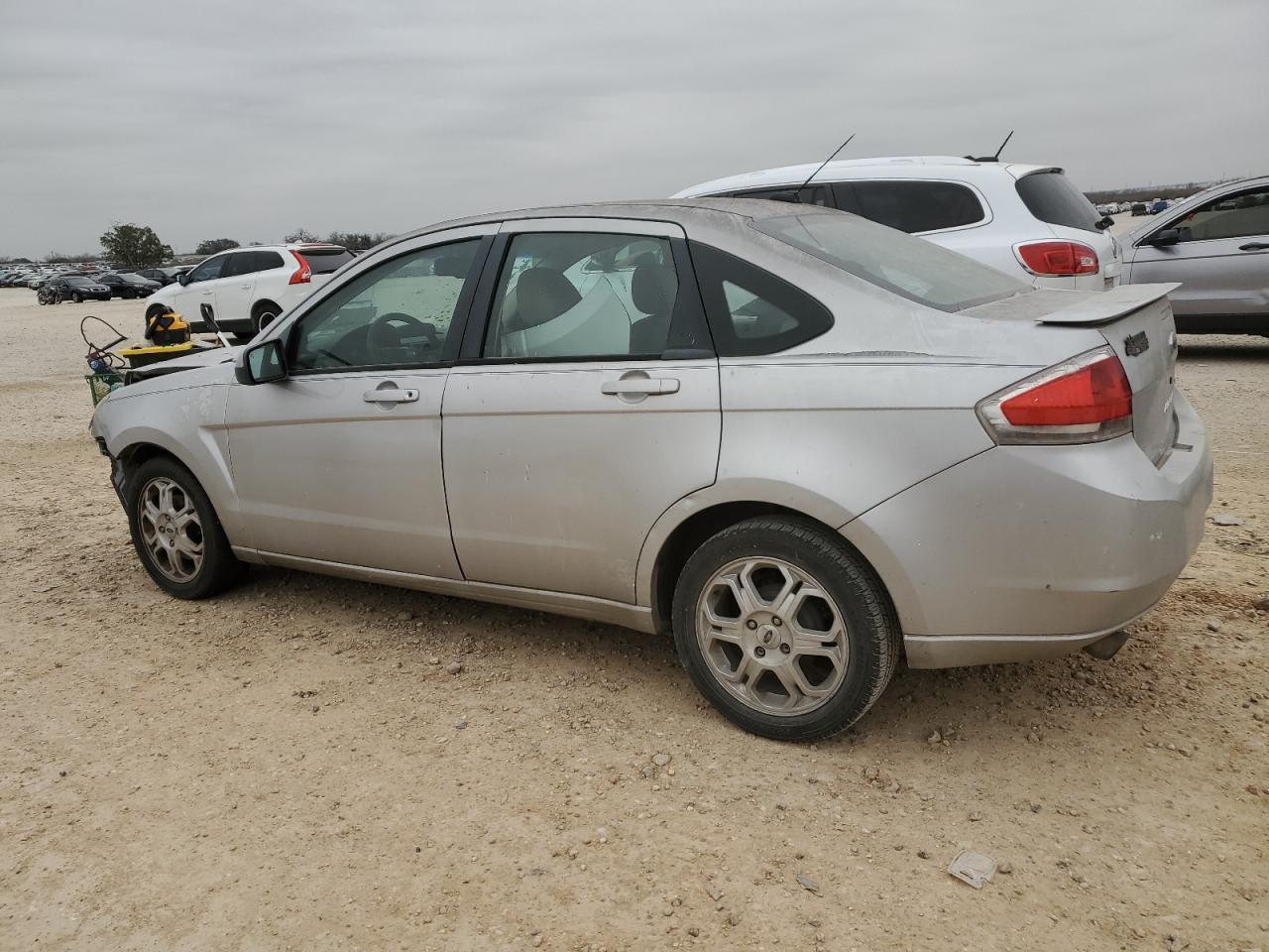 2009 Ford Focus - Image 2