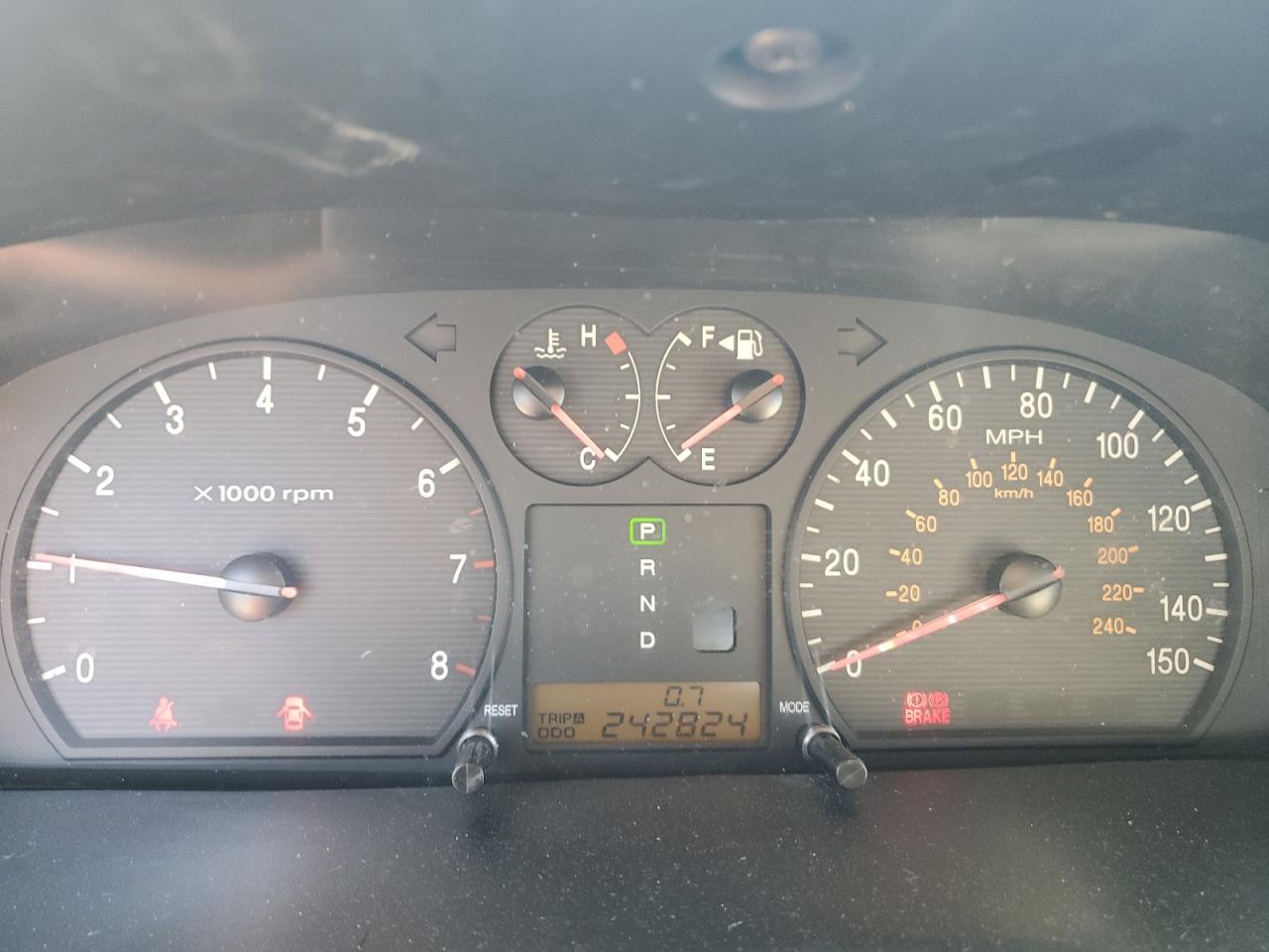 2003 Hyundai Sonata - Image 9