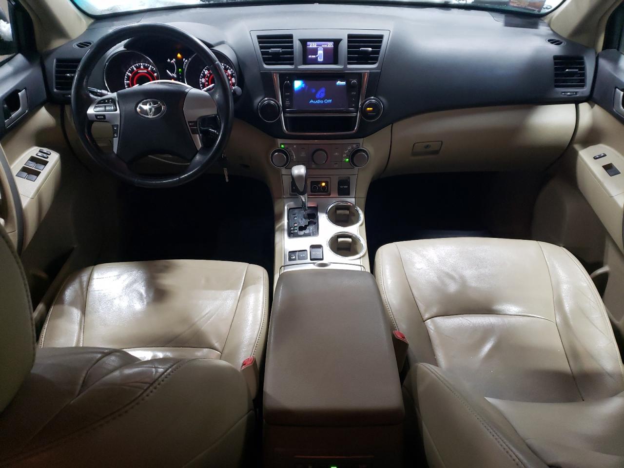 2013 Toyota Highlander - Image 8