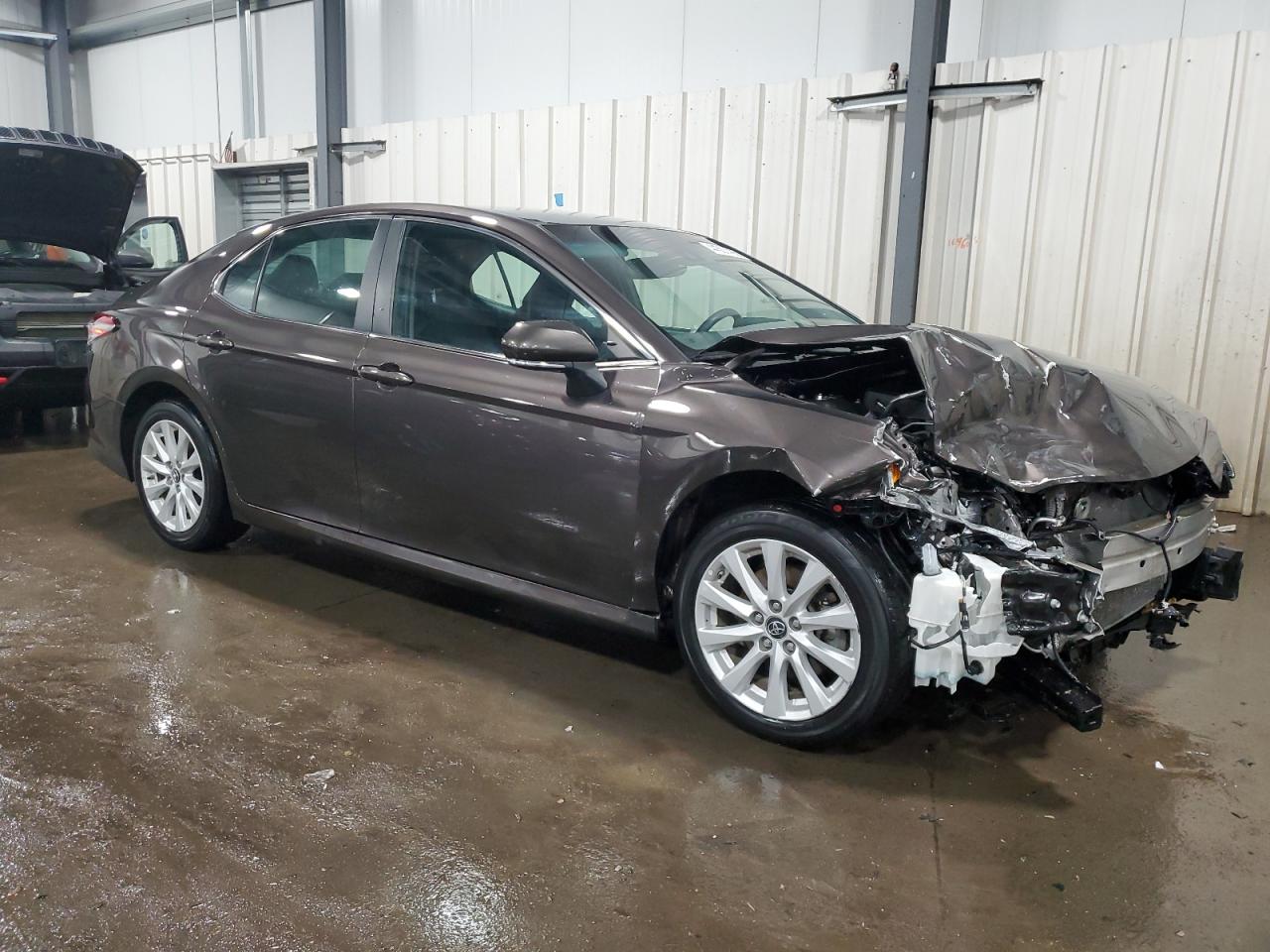 2019 Toyota Camry - Image 4