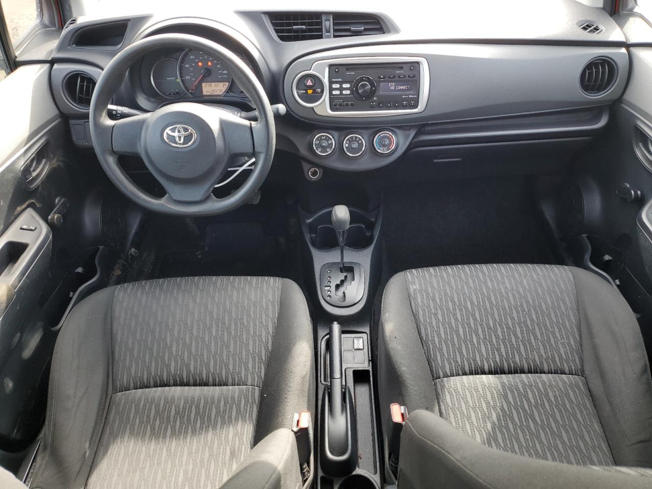 2014 Toyota Yaris - Image 8