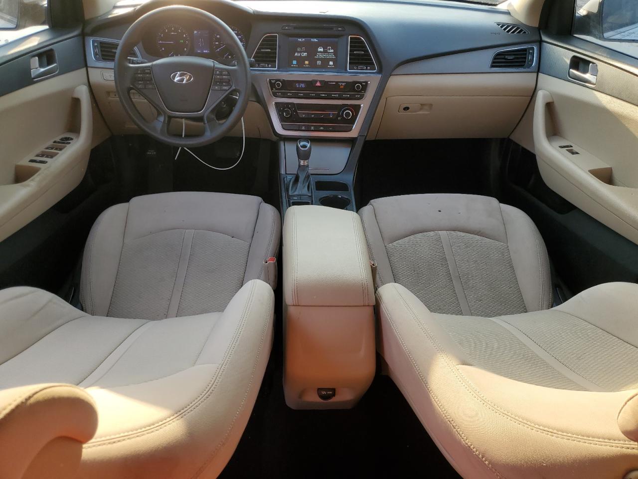 2017 Hyundai Sonata - Image 8