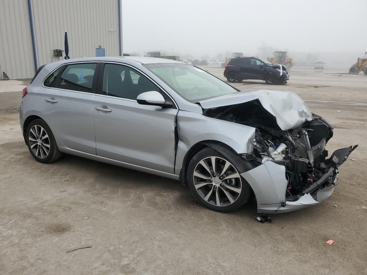 2020 Hyundai Elantra - Image 4