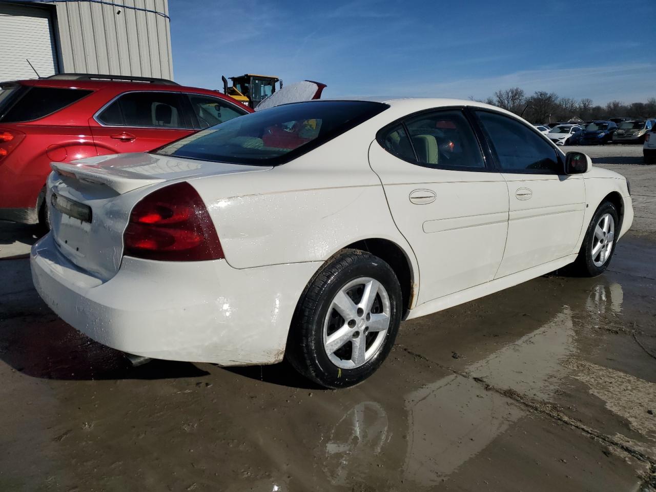 2007 Pontiac Grand Prix - Image 3