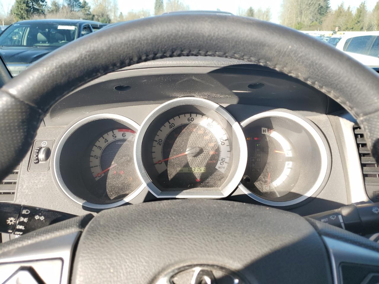 2015 Toyota Tacoma - Image 9