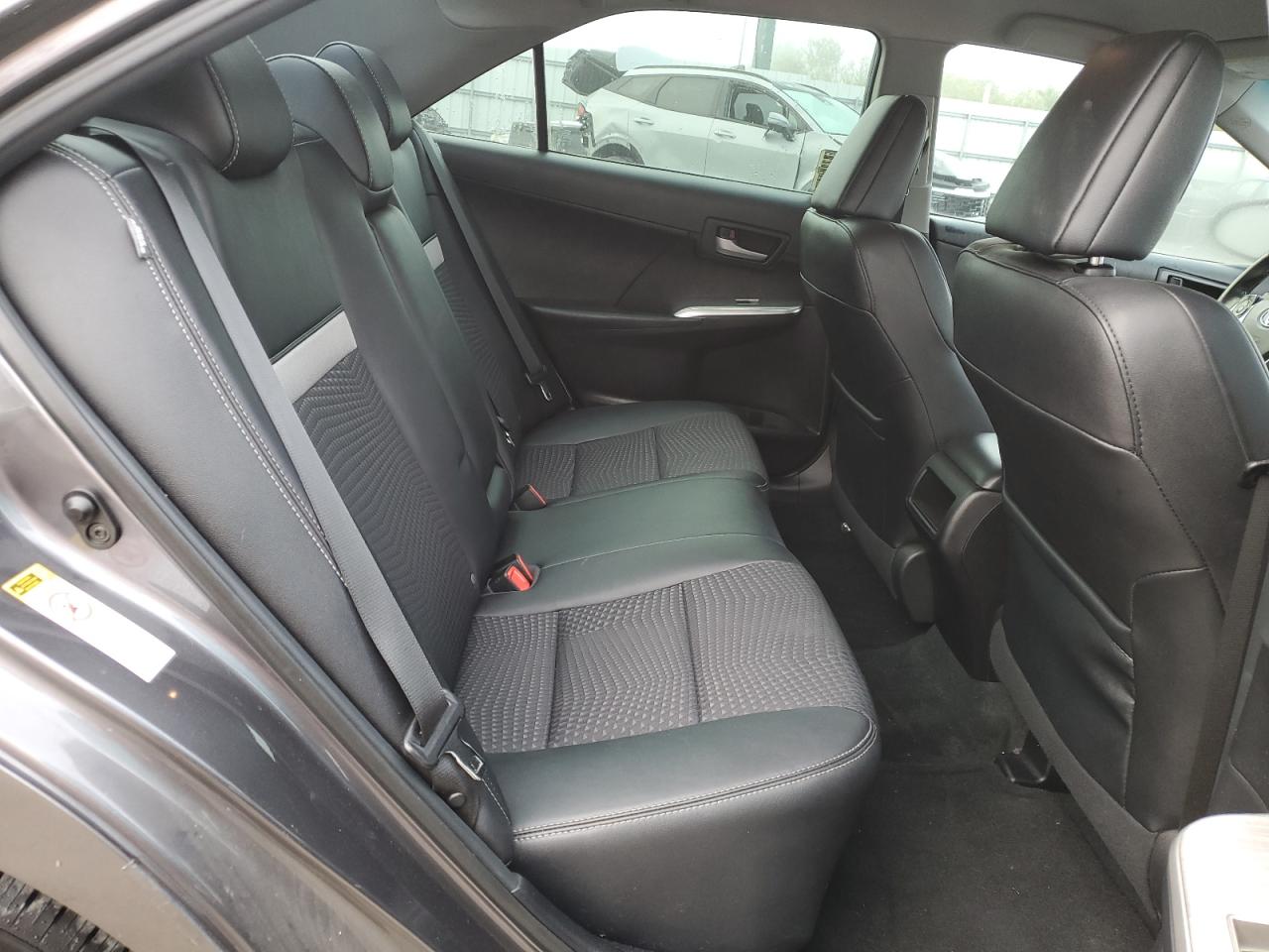 2014 Toyota Camry - Image 10