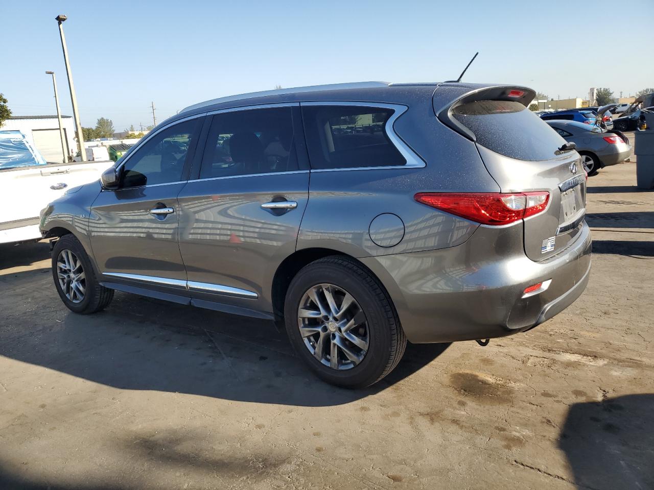 2015 Infiniti QX60 - Image 2