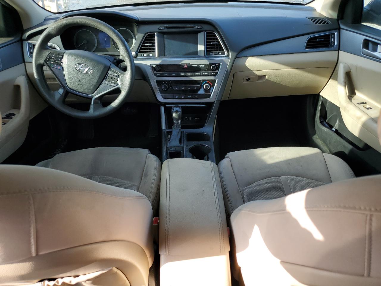2016 Hyundai Sonata - Image 8