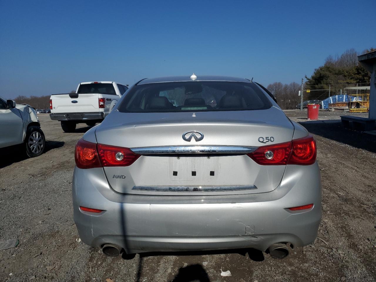 2015 Infiniti Q50 - Image 6