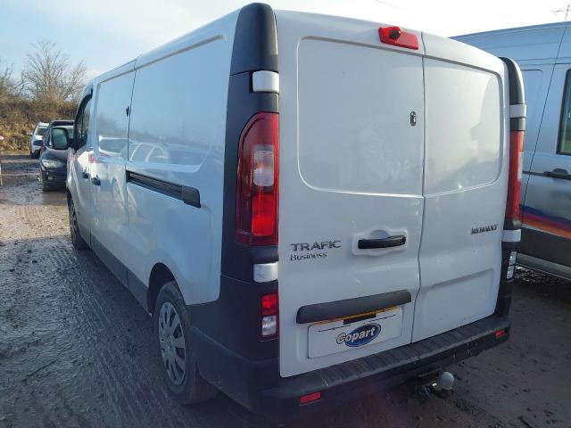 2015 RENAULT TRAFIC LL2