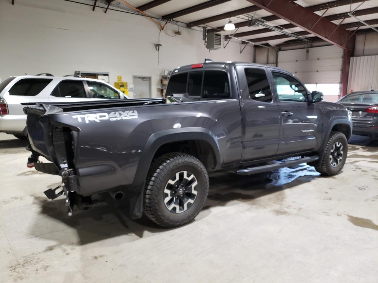 2020 Toyota Tacoma - Image 3