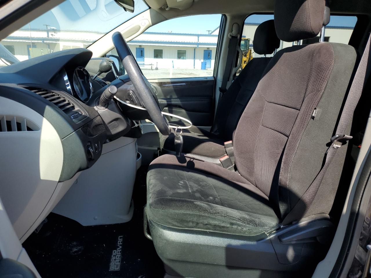 2011 Dodge Caravan - Image 7