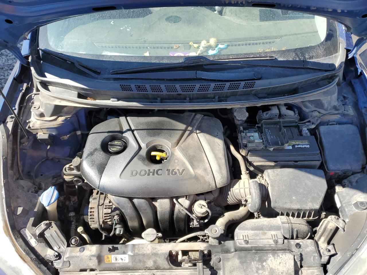 2016 Hyundai Elantra - Image 11