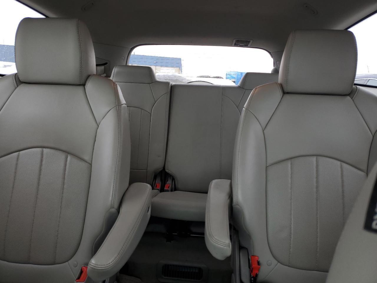 2017 Buick Enclave - Image 10