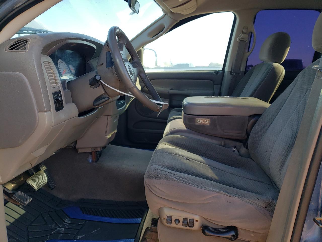 2003 Dodge RAM - Image 7