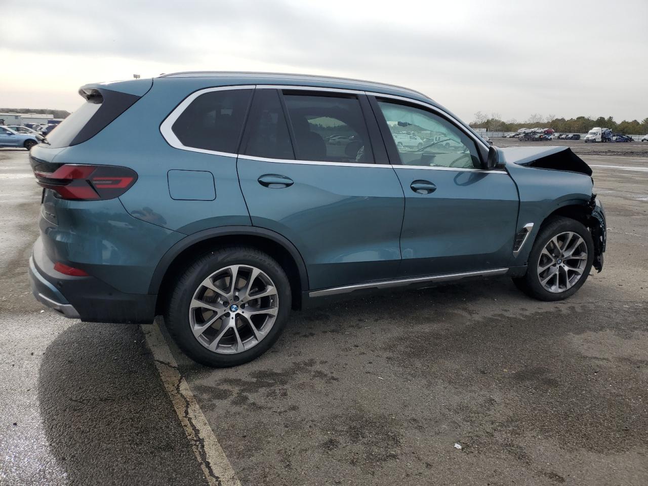 2024 BMW X5 - Image 3