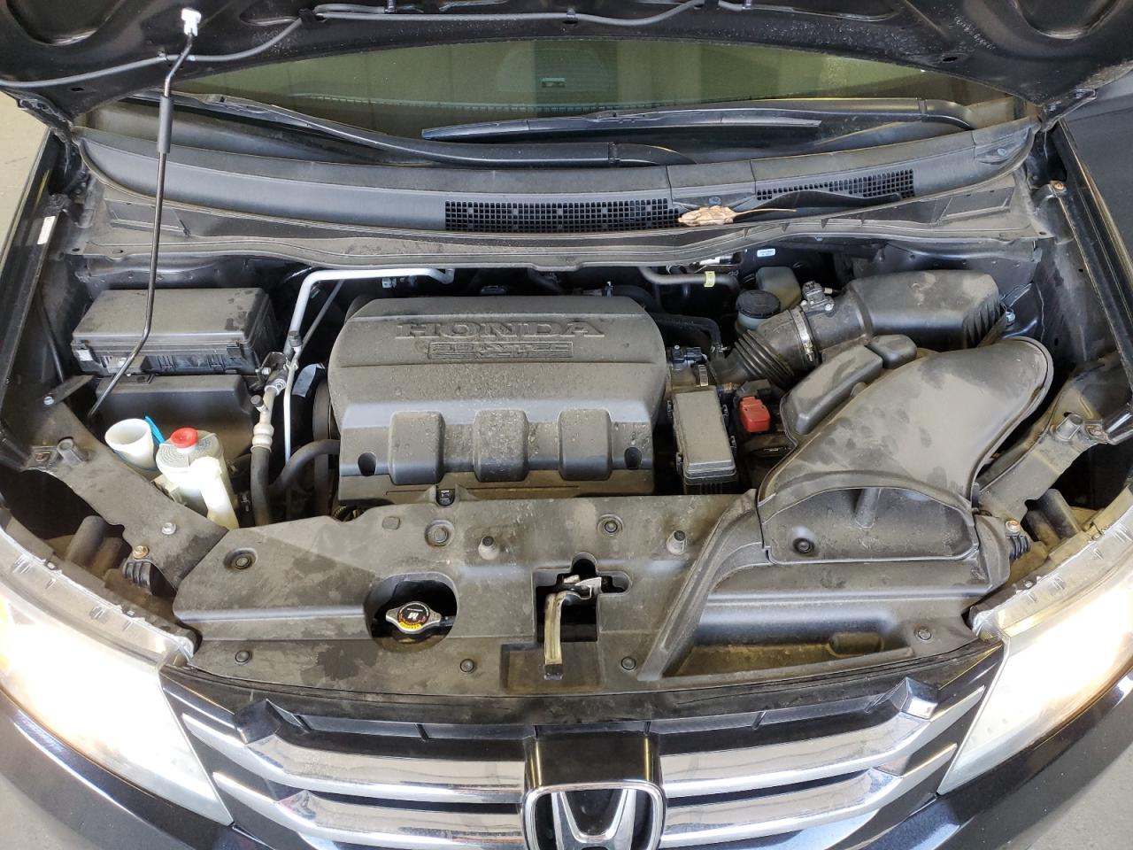 2016 Honda Odyssey - Image 13