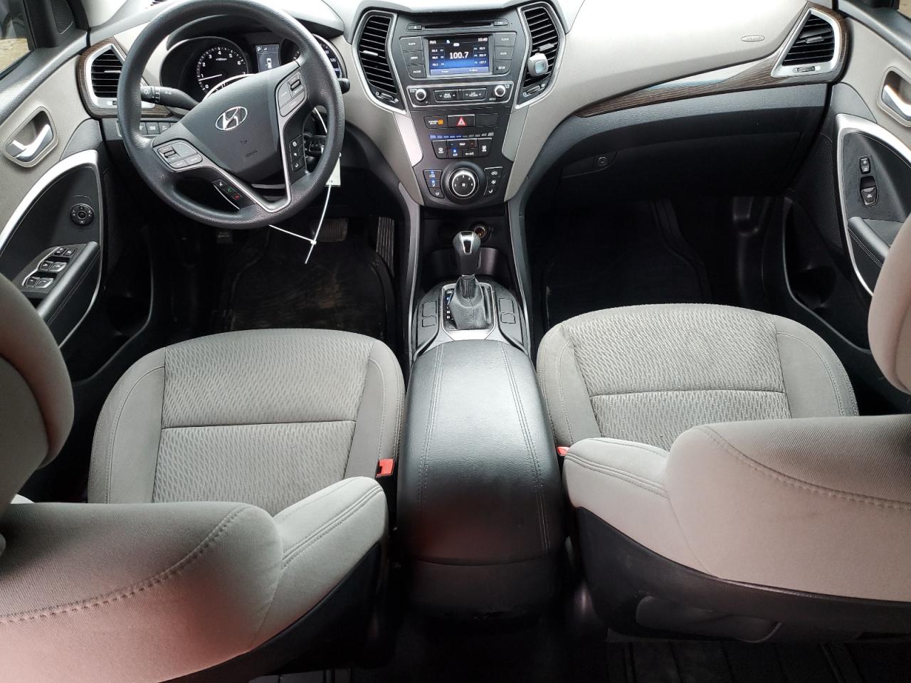 2017 Hyundai Santa Fe - Image 8