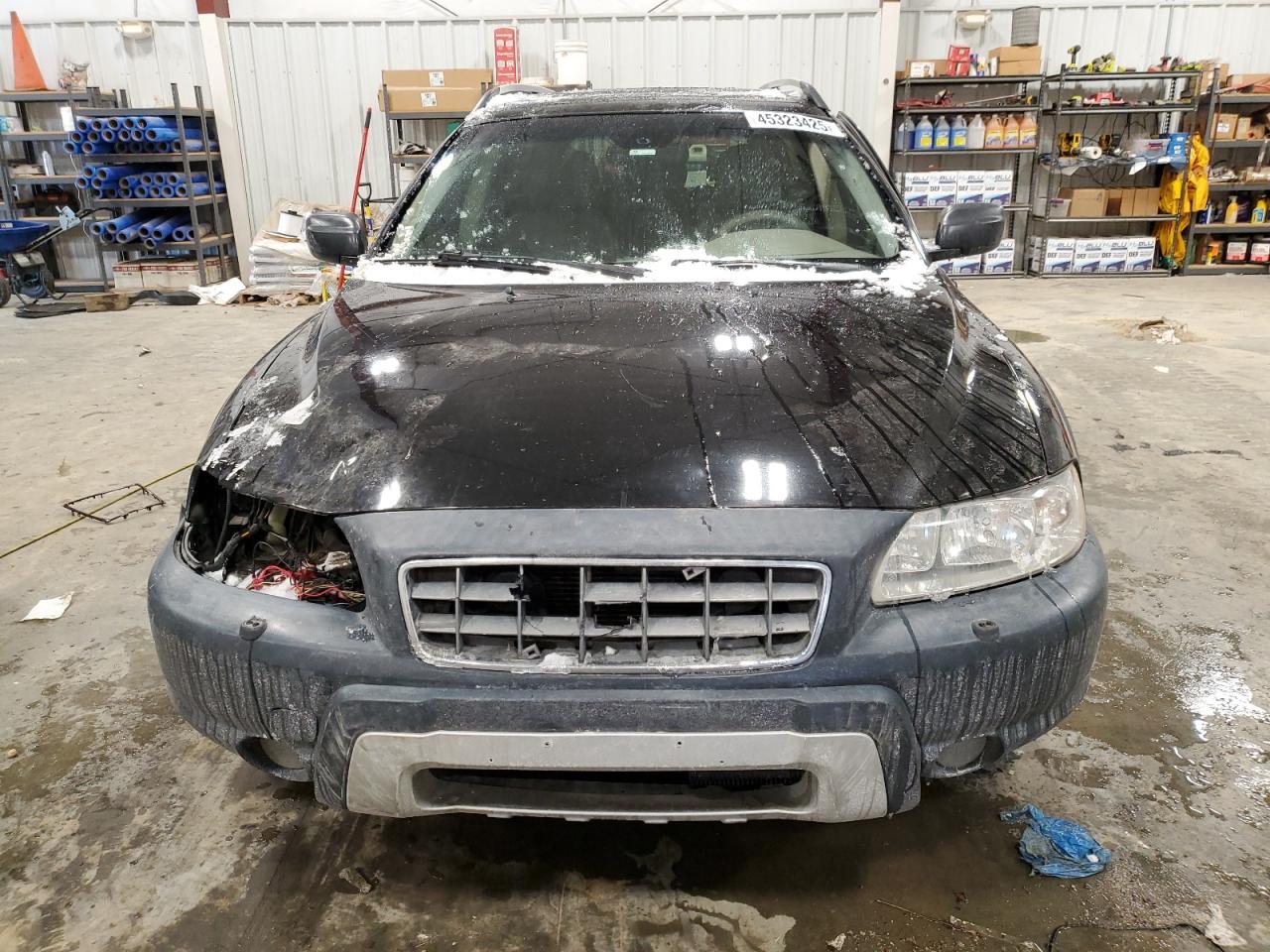2005 Volvo XC70 - Image 5