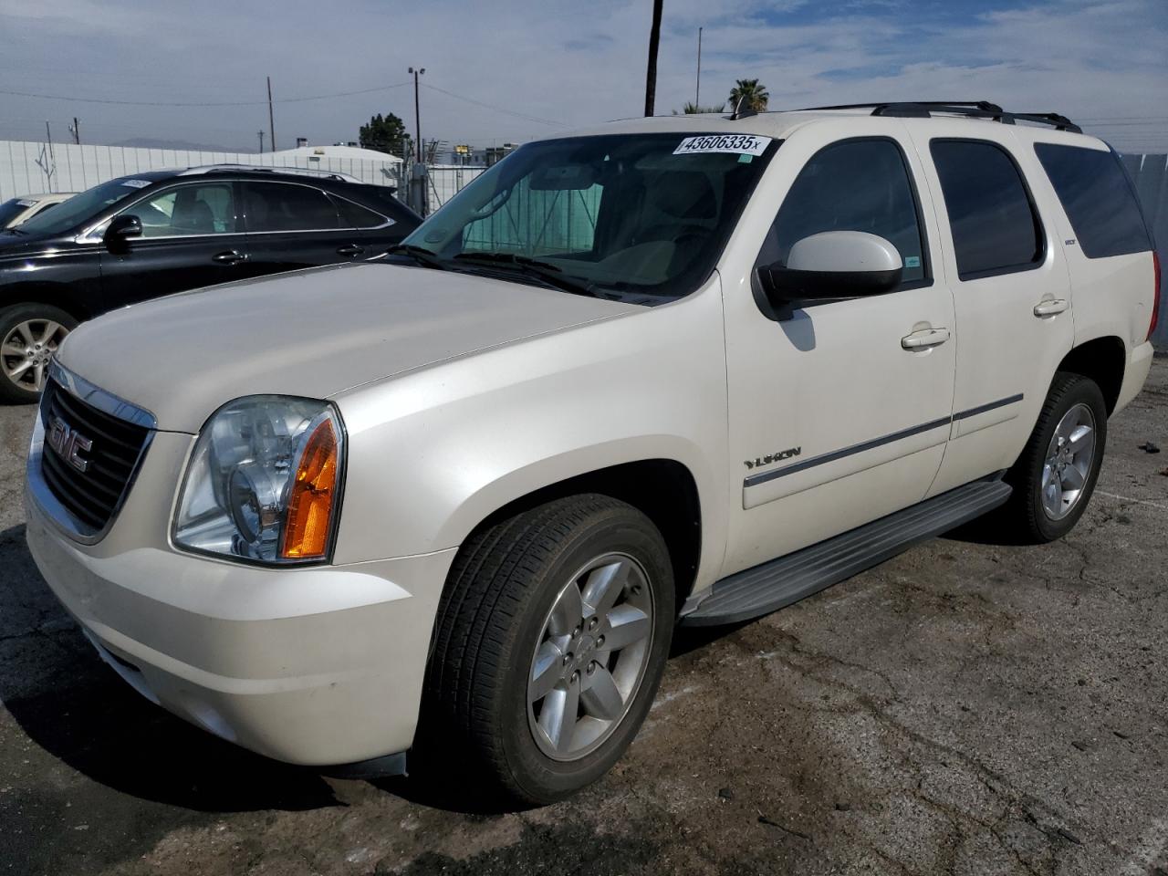 2011 GMC Yukon - Image 1