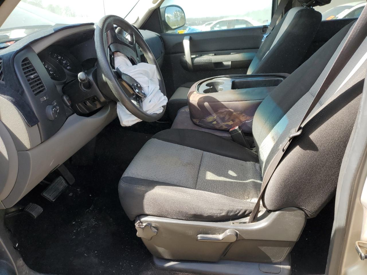 2009 Chevrolet Silverado - Image 7