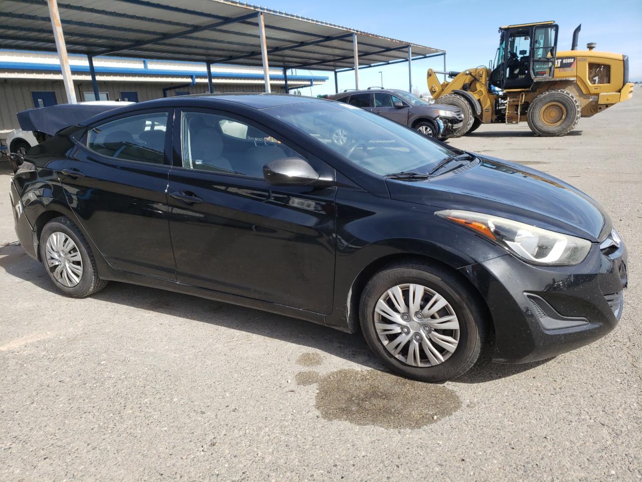 2016 Hyundai Elantra - Image 4