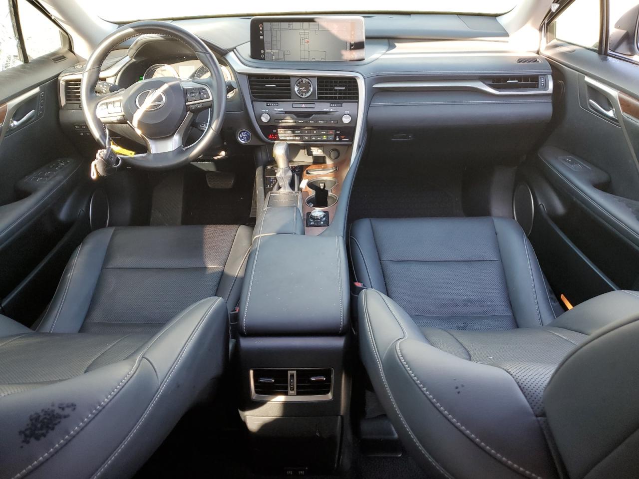 2022 Lexus RX - Image 8