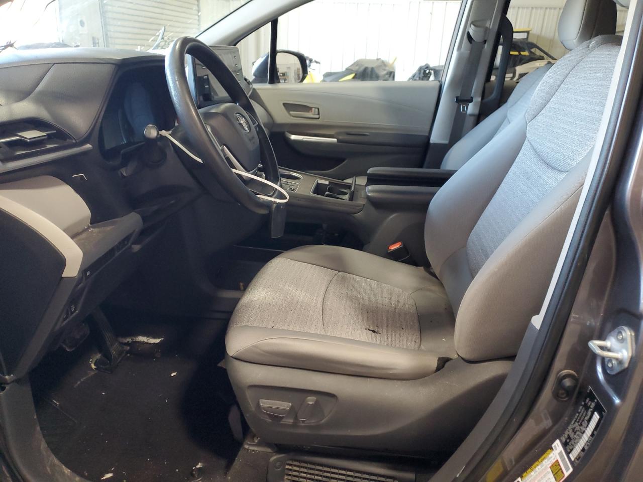 2021 Toyota Sienna - Image 7