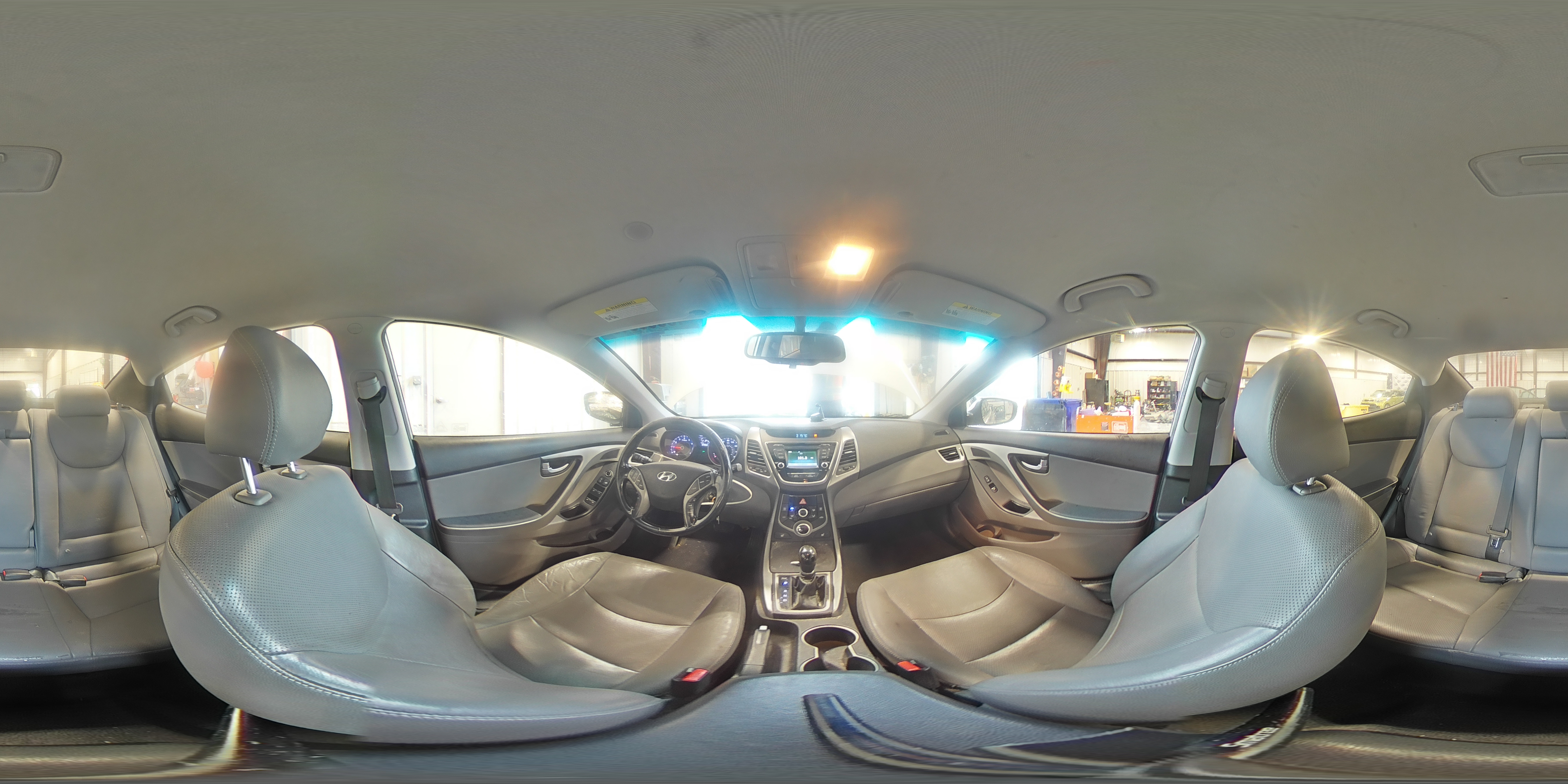 2014 Hyundai Elantra - Image 13