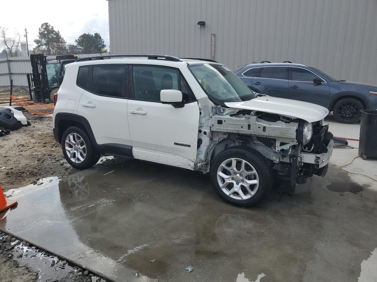 2017 Jeep Renegade - Image 4