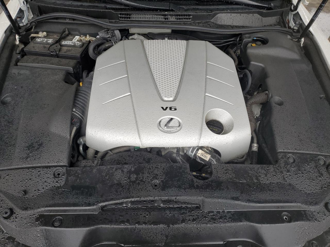 2014 Lexus IS - Image 11