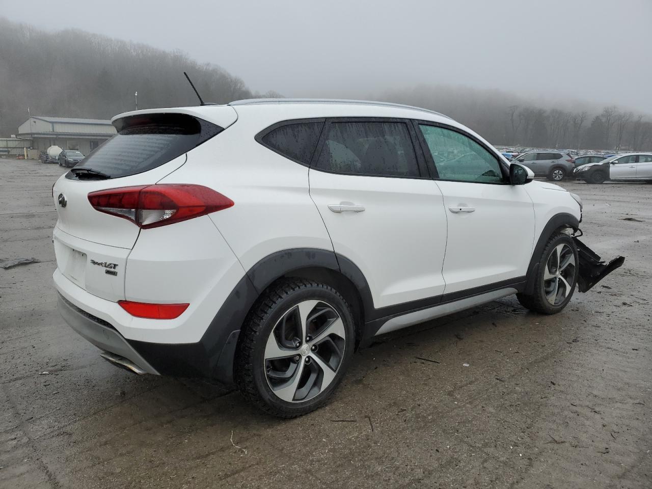 2017 Hyundai Tucson - Image 3