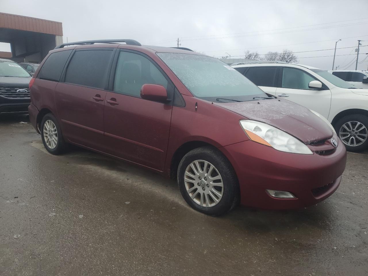 2009 Toyota Sienna - Image 4