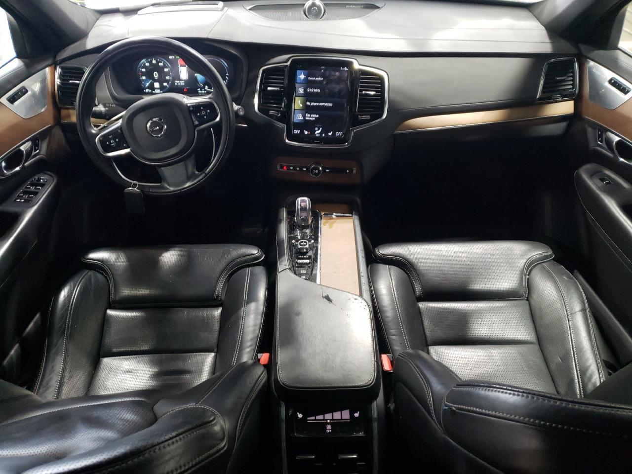 2016 Volvo XC90 - Image 8